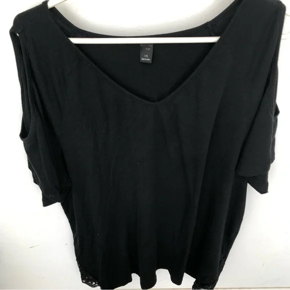 FASHION PLUS COOL SHOULDER TEE SIZE 2X - Picture 3 of 5